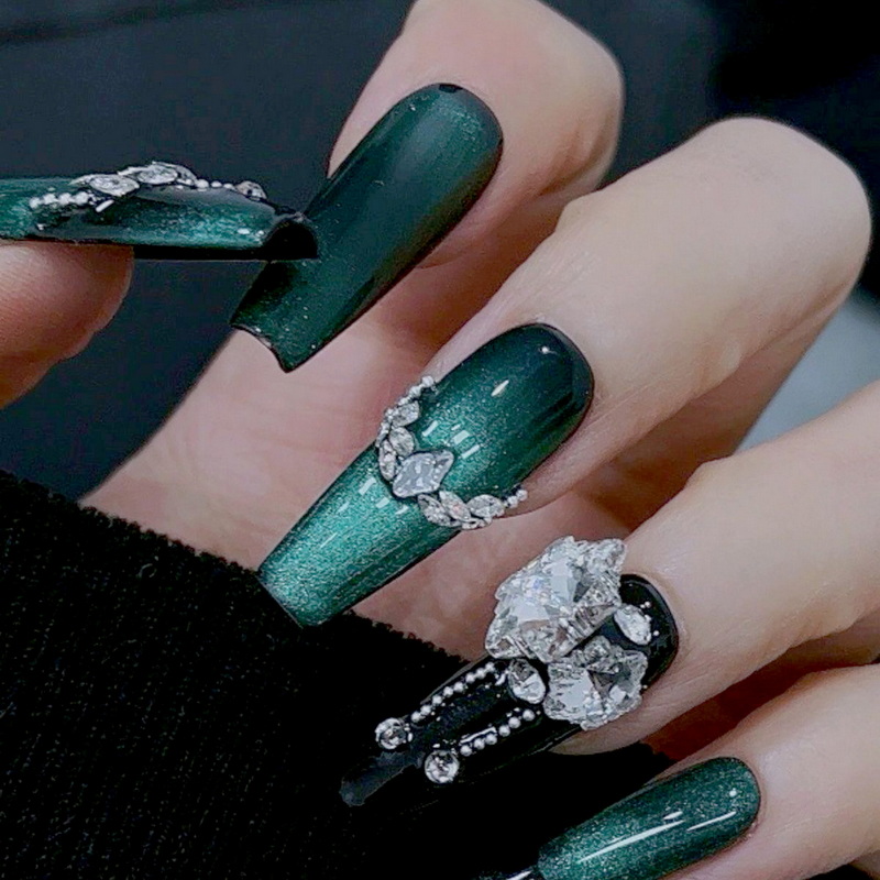 10Pcs Long Press on Nails Cat Eye False Nails Cute Pearl 3D Design Manicure for Girls Women
